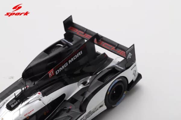 Spark 1:43 Porsche 919 Hybrid No.2 Winner 24h Le Mans 2016 (43LM16) Resin Model 14 Spark 1:43 Porsche 919 Hybrid No.2 Winner 24h Le Mans 2016 (43LM16) Resin Model
