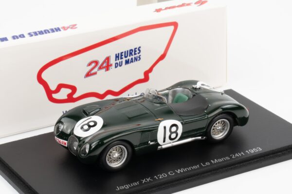 Spark - 1:43 Jaguar XK120 C No.18 Winner 24h Le Mans 1953 - Resin Model