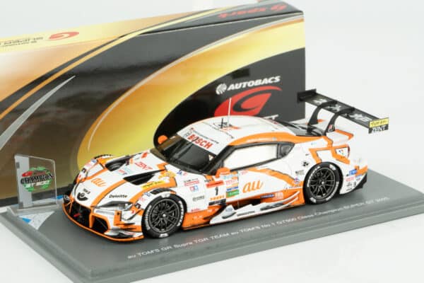 Spark - 1:43 Toyota GR Supra No.1 Tsuboi, Yamashita GT500 Class Champion Super GT 2025 (43SGT2025) Resin Model with Pitboard
