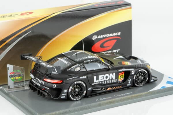 Spark - 1:43 Mercedes-AMG GT3 No.65 Naoya Gamou, Togo Suganami GT300 Class Champion Super GT 2025 (43SGT2025C3) Resin Model with Pitboard 5 Spark - 1:43 Mercedes-AMG GT3 No.65 Naoya Gamou, Togo Suganami GT300 Class Champion Super GT 2025 (43SGT2025C3) Resin Model with Pitboard