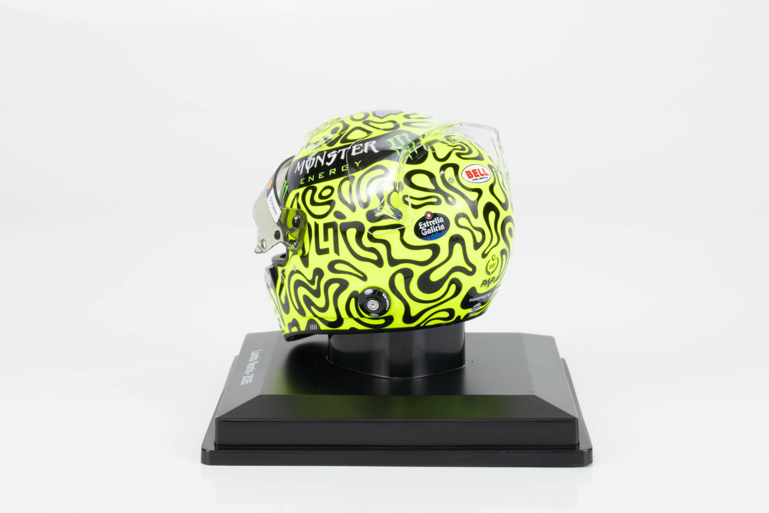 Spark 1:5 Lando Norris McLaren F1 Helmet 2025 Season (5HF188) Helmet Replica 4 Spark 1:5 Lando Norris McLaren F1 Helmet 2025 Season (5HF188) Helmet Replica - Image 4