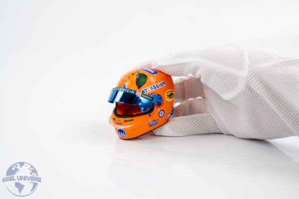 Spark - 1:5 Alexander Albon Williams Miami GP 2025 - Helmet Replica 13 Spark - 1:5 Alexander Albon Williams Miami GP 2025 - Helmet Replica