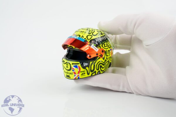 Spark - 1:5 Lando Norris McLaren British GP 2025 - Helmet Replica 10 Spark - 1:5 Lando Norris McLaren British GP 2025 - Helmet Replica