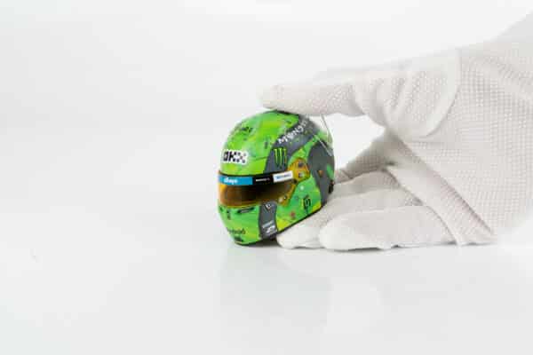 Spark - 1:5 Lando Norris F1 Las Vegas GP 2025 (5HF235) Helmet Replica 8 Spark - 1:5 Lando Norris F1 Las Vegas GP 2025 (5HF235) Helmet Replica