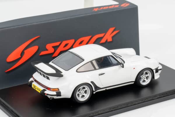 Spark - 1:43 Porsche 911 (930) TAG Turbo White - Resin Model 4 Spark S4499 Porsche 930 TAG Turbo White-2