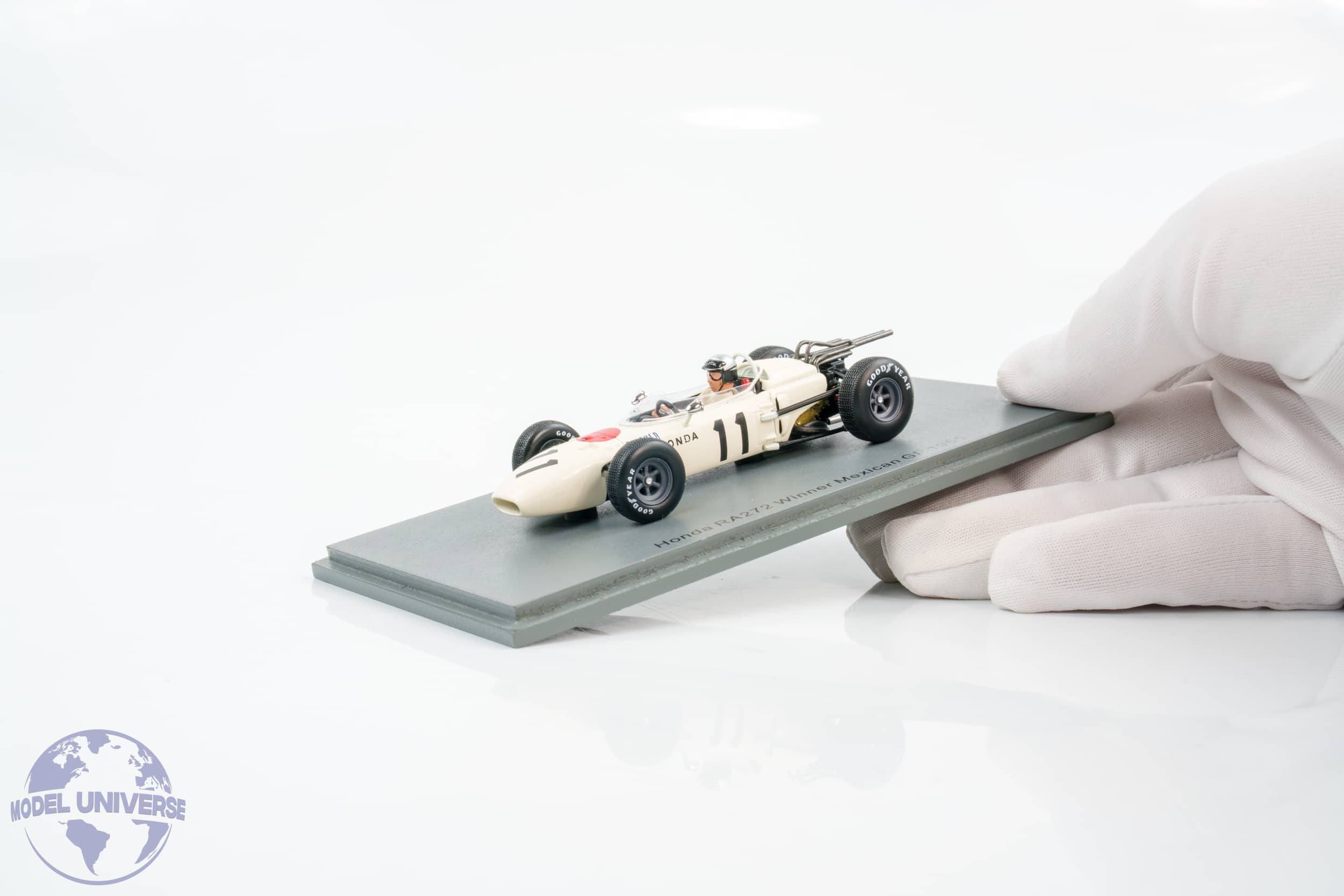 Spark 1:43 Honda RA272 Richie Ginther Mexican GP 1965 – S6218