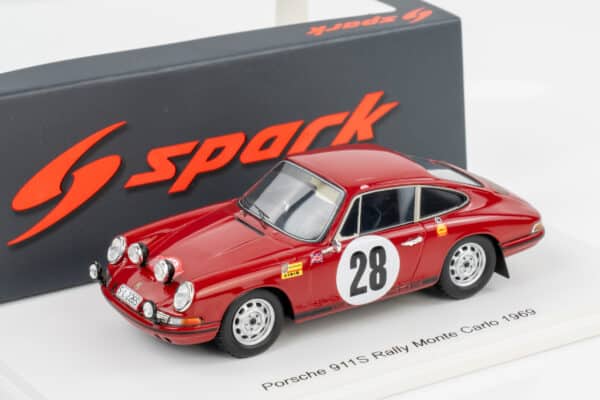 Spark - 1:43 Porsche 911S No.28 Rally Monte Carlo 1969 Vic Elford - David Stone - Resin Model
