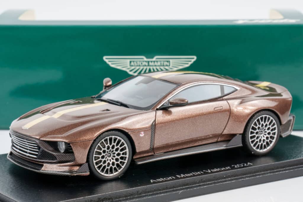 Spark Announces Several Aston Martin Models Including the Valkyrie Pro and Valiant 6 Spark - 1:43 Aston Martin Valour 2024 Bronze - Resin Model