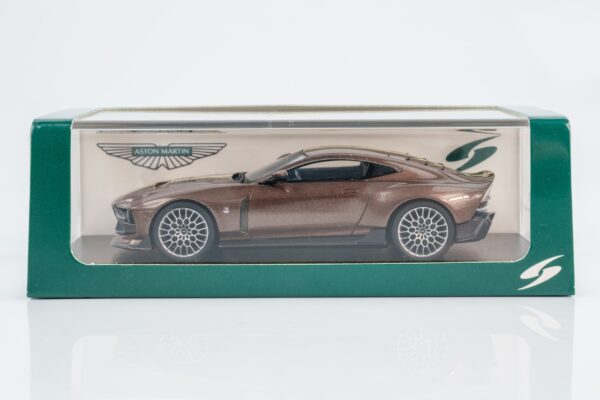 Spark - 1:43 Aston Martin Valour 2024 Bronze - Resin Model 13 Spark - 1:43 Aston Martin Valour 2024 Bronze - Resin Model