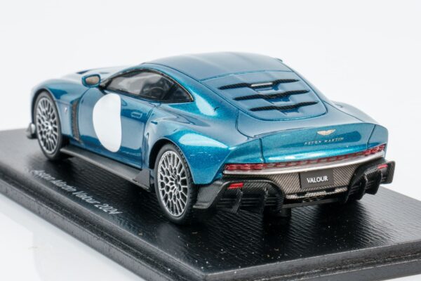 Spark - 1:43 Aston Martin Valour 2024 Blue - Resin Model