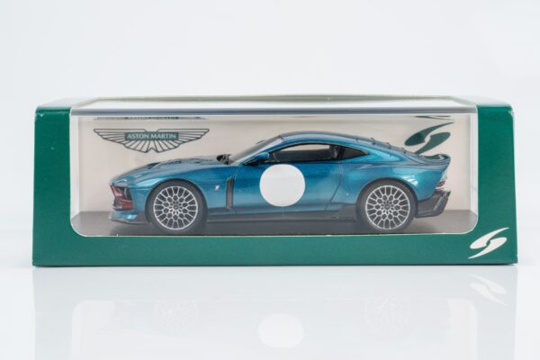 Spark - 1:43 Aston Martin Valour 2024 Blue - Resin Model
