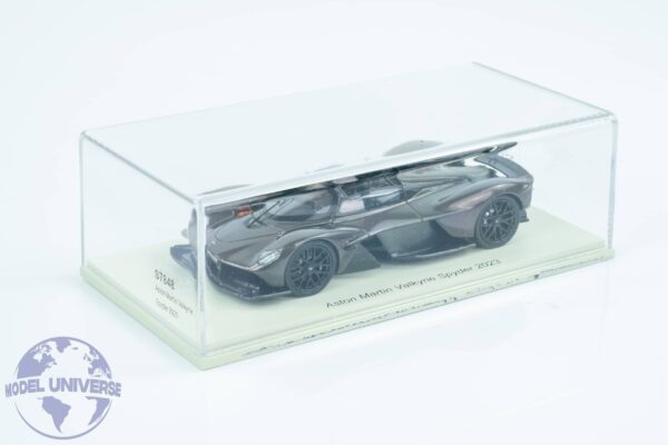 Spark - 1:43 Aston Martin Valkyrie Spider 2024 Cumberland Grey - Resin Model 5 Spark - 1:43 Aston Martin Valkyrie Spider 2024 Cumberland Grey - Resin Model