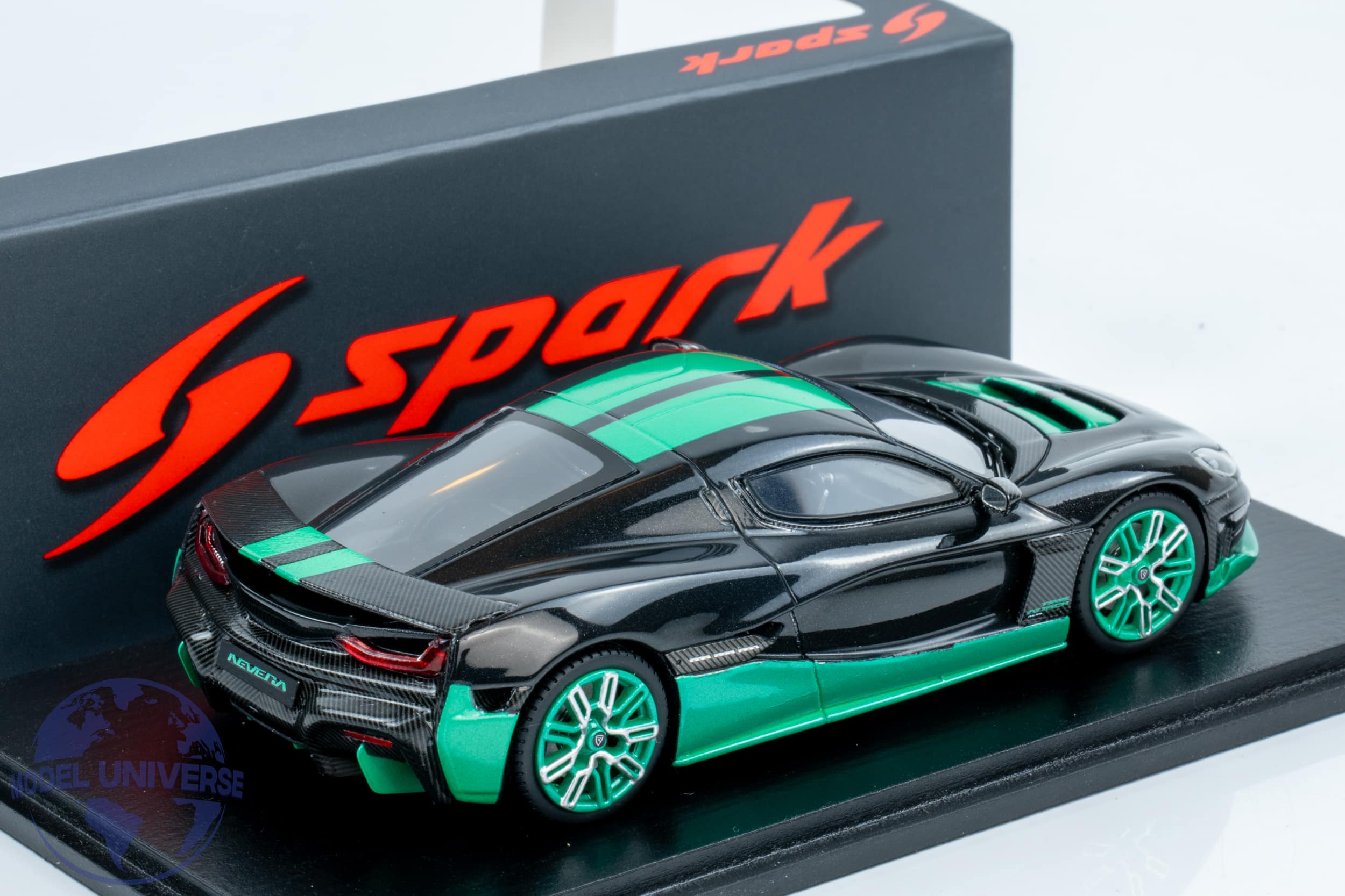 Spark - 1:43 Rimac Nevera Time Attack 2023 - Racing Green - Resin Model 2 Spark - 1:43 Rimac Nevera Time Attack 2023 - Racing Green - Resin Model