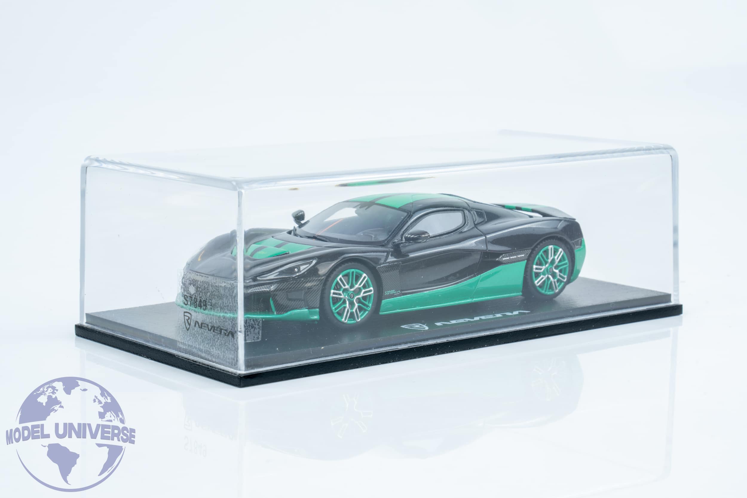 Spark - 1:43 Rimac Nevera Time Attack 2023 - Racing Green - Resin Model 3 Spark - 1:43 Rimac Nevera Time Attack 2023 - Racing Green - Resin Model