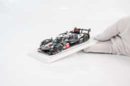 Spark - 1:43 Toyota GR010 Hybrid No.8 Toyota Gazoo Racing 2025 24h Le Mans - S.Buemi, B.Hartley, R.Hirakawa - Resin Model