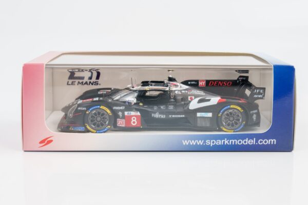 Spark - 1:43 Toyota GR010 Hybrid No.8 Toyota Gazoo Racing 2025 24h Le Mans - S.Buemi, B.Hartley, R.Hirakawa - Resin Model 11 Spark - 1:43 Toyota GR010 Hybrid No.8 Toyota Gazoo Racing 2025 24h Le Mans - S.Buemi, B.Hartley, R.Hirakawa - Resin Model