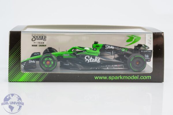 Spark - 1:43 Kick Sauber C45 No.27 Nico Hulkenburg 1st Podium 3rd British GP 2025 with Pitboard - Resin Model 9 Spark - 1:43 Kick Sauber C45 No.27 Nico Hulkenburg 1st Podium 3rd British GP 2025 with Pitboard - Resin Model
