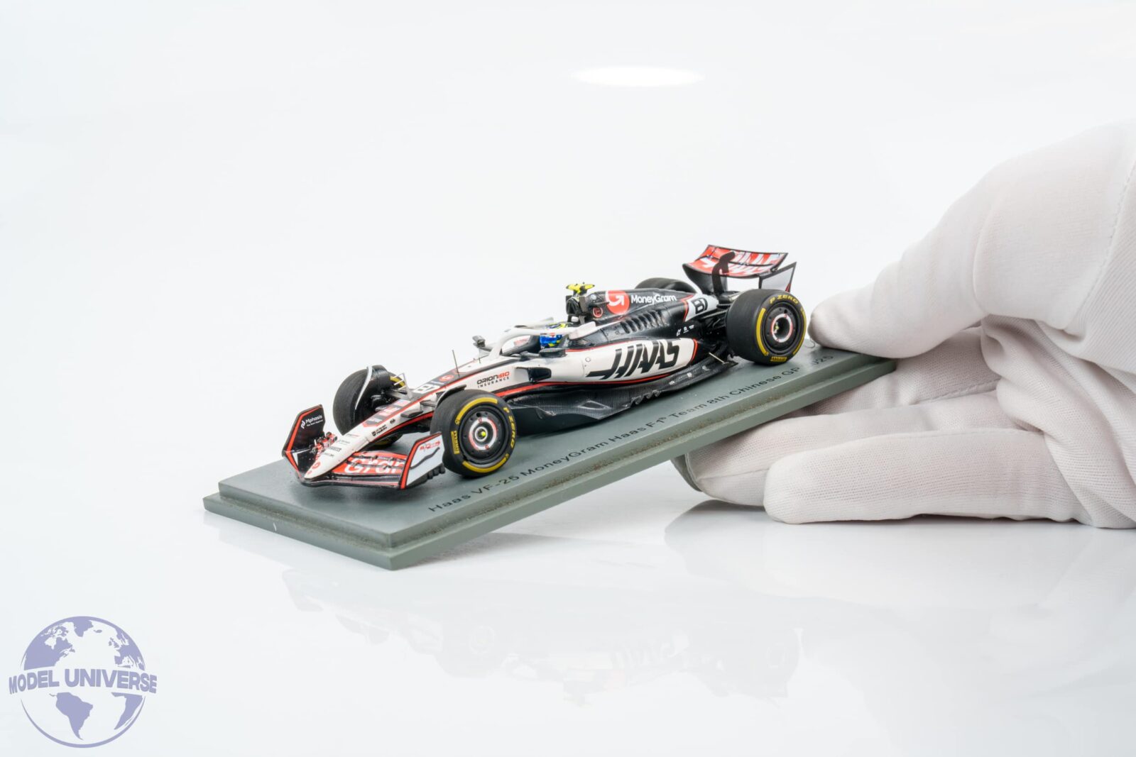 Spark - 1:43 Haas VF-25 No.87 Oliver Bearman Chinese GP 2025
