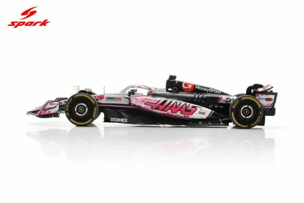 Spark 1:43 Haas VF-25 No.31 Esteban Ocon Japanese GP 2025 Special Livery (S9592) Resin Model 5 Spark 1:43 Haas VF-25 No.31 Esteban Ocon Japanese GP 2025 Special Livery (S9592) Resin Model
