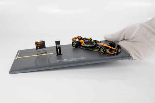 Spark 1:43 McLaren MCL39 No.4 Lando Norris World Champion 2025 Abu Dhabi GP (S9678) Resin Model