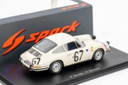 Spark - 1:43 Porsche 911S No.67 Le Mans 24H 1967 - P. Boutin - P. Sanson - Resin Model