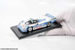 Spark - 1:43 Porsche 956 No.26 Ducados Obermaier No.26 24h Le Mans 1985 - Lassig, Pareja, Regout - Resin Model