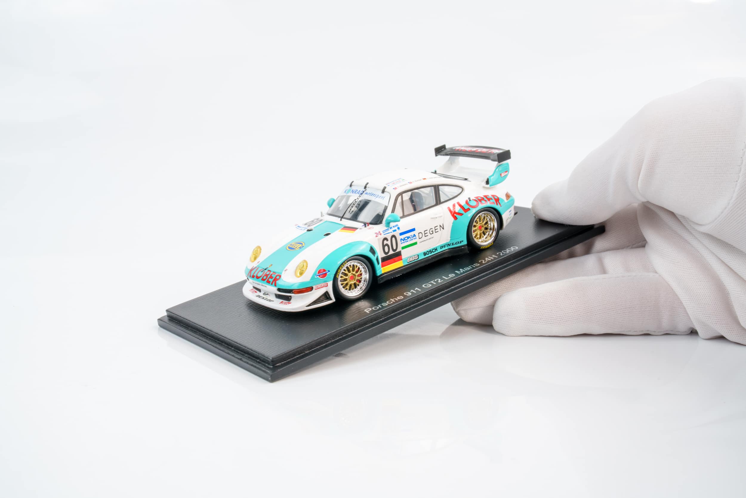 Spark - 1:43 Porsche 911 GT2 No.60 Konrad Motorsport 24h Le Mans 2000 - Resin Model 3 Spark - 1:43 Porsche 911 GT2 No.60 Konrad Motorsport 24h Le Mans 2000 - Resin Model