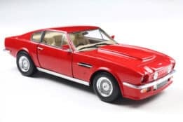 Stirling Scale V8 Vantage Red 10