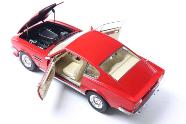 Stirling Scale - 1:18 Aston Martin V8 Vantage 1986 (X-Pack) Suffolk Red 23 Stirling Scale - 1:18 Aston Martin V8 Vantage 1986 (X-Pack) Suffolk Red