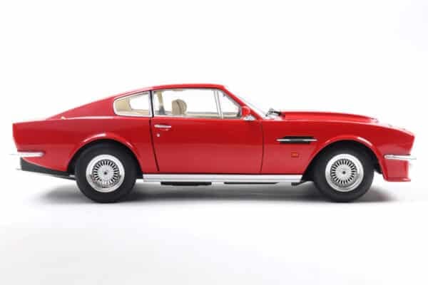 Stirling Scale V8 Vantage Red 2
