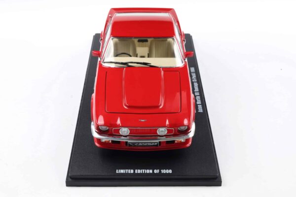 Stirling Scale - 1:18 Aston Martin V8 Vantage 1986 (X-Pack) Suffolk Red 32 Stirling Scale - 1:18 Aston Martin V8 Vantage 1986 (X-Pack) Suffolk Red
