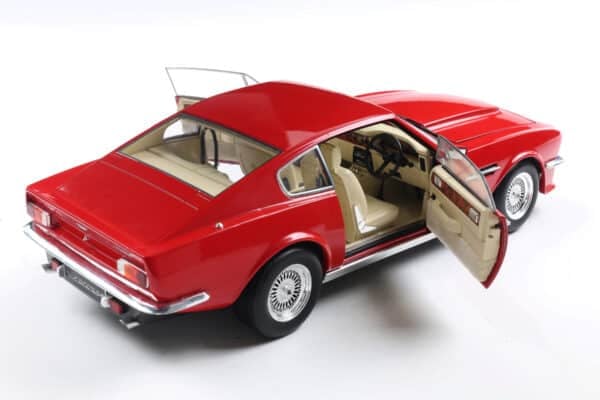 Stirling Scale V8 Vantage Red 7