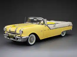 Sun Star - 1:18 Pontiac Star Chief Open Covertible Avalon Yellow / White Mist - Diecast Model