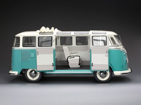 Sun Star - 1:12 Volkwagen Samba Bus 1962 White/Turquoise - Limited Edition Diecast Model 14 Sun Star - 1:12 Volkwagen Samba Bus 1962 White/Turquoise - Limited Edition Diecast Model