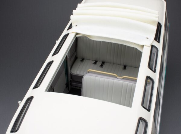 Sun Star - 1:12 Volkwagen Samba Bus 1962 White/Turquoise - Limited Edition Diecast Model 15 Sun Star - 1:12 Volkwagen Samba Bus 1962 White/Turquoise - Limited Edition Diecast Model