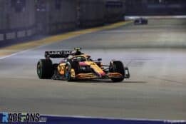 minichamps - 1:18 mclaren mcl36 - #4 lando norris - singapore gp 2022