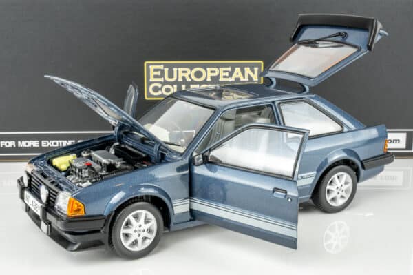Sun Star - 1:18 Ford Escort RS1600i 1984 Caspian Blue RHD UK Exclusive - Limited Edition Diecast Model 18 Sun Star - 1:18 Ford Escort RS1600i 1984 Caspian Blue RHD UK Exclusive - Limited Edition Diecast Model