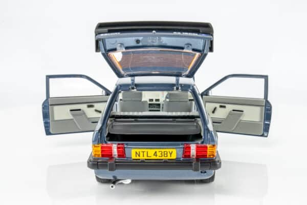 Sun Star - 1:18 Ford Escort RS1600i 1984 Caspian Blue RHD UK Exclusive - Limited Edition Diecast Model 22 Sun Star - 1:18 Ford Escort RS1600i 1984 Caspian Blue RHD UK Exclusive - Limited Edition Diecast Model
