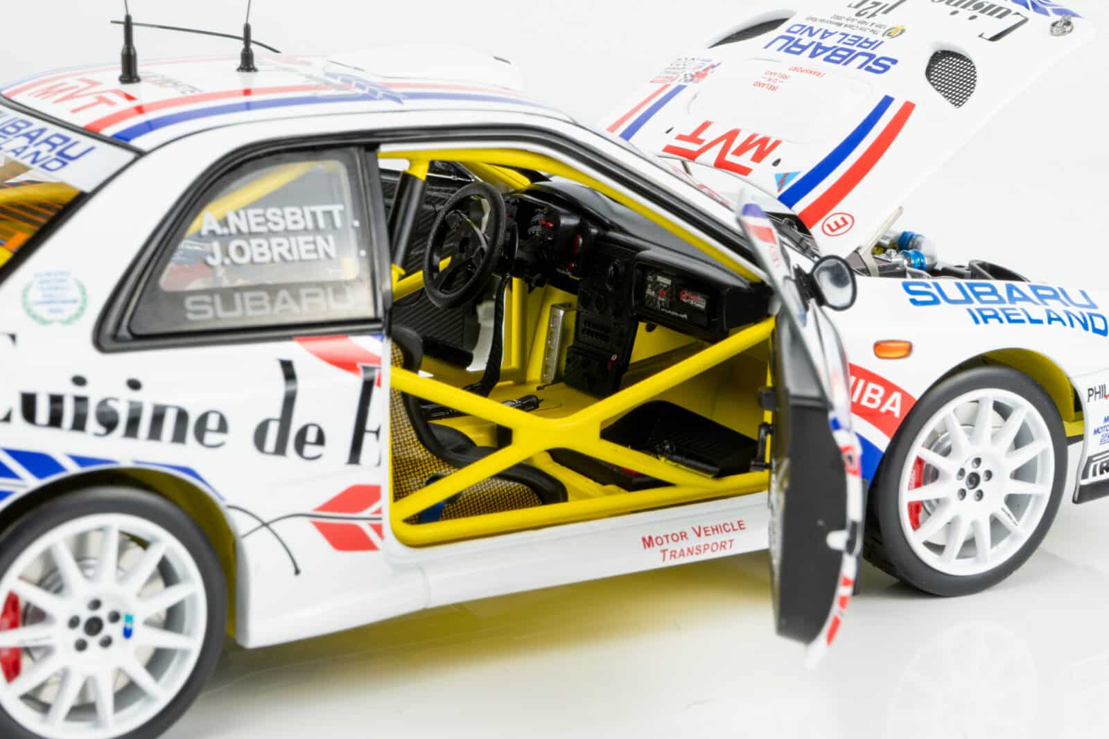 Sun Star - 1:18 Subaru Impreza S6 WRC '00 No.12 Andrew Nesbitt