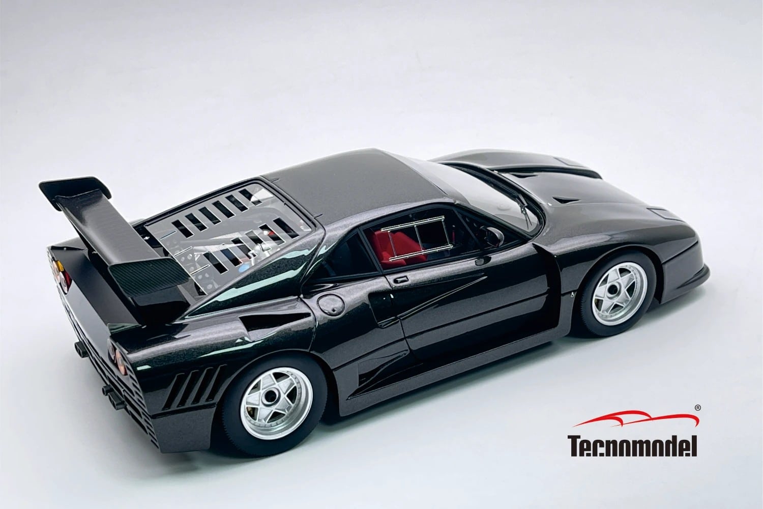 Tecnomodel 1:18 Ferrari 288 GTO Evoluzione 1985 Metallic Black Silver Wheels (TM18-361G) Limited Edition Resin Model 5 Tecnomodel 1:18 Ferrari 288 GTO Evoluzione 1985 Metallic Black Silver Wheels (TM18-361G) Limited Edition Resin Model - Image 5