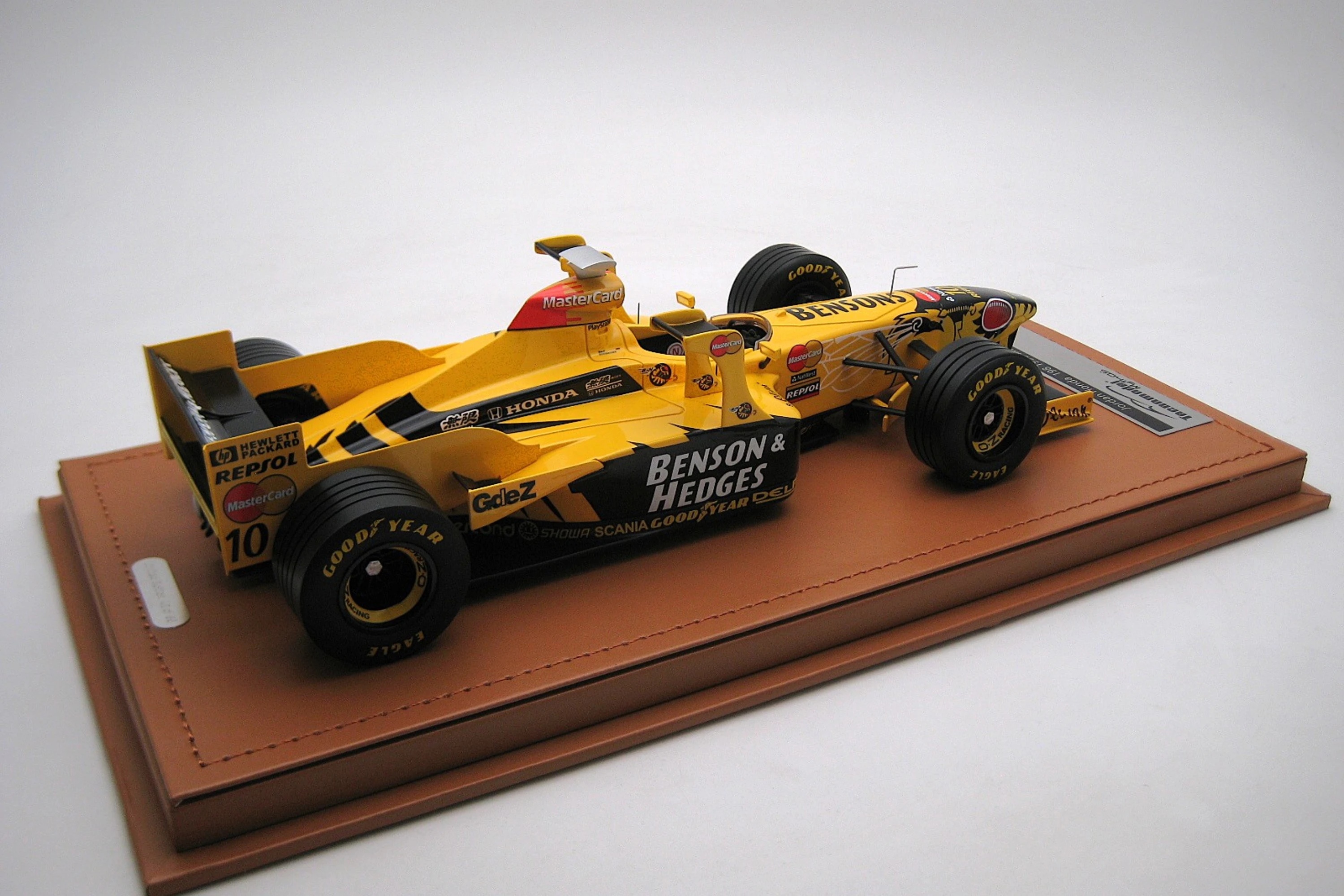 Tecnomodel 1:18 Jordan Honda 198 Ralf Schumacher Imola GP 1998 (TM18-384D) Limited Edition Resin Model 2 Tecnomodel 1:18 Jordan Honda 198 Ralf Schumacher Imola GP 1998 (TM18-384D) Limited Edition Resin Model - Image 2