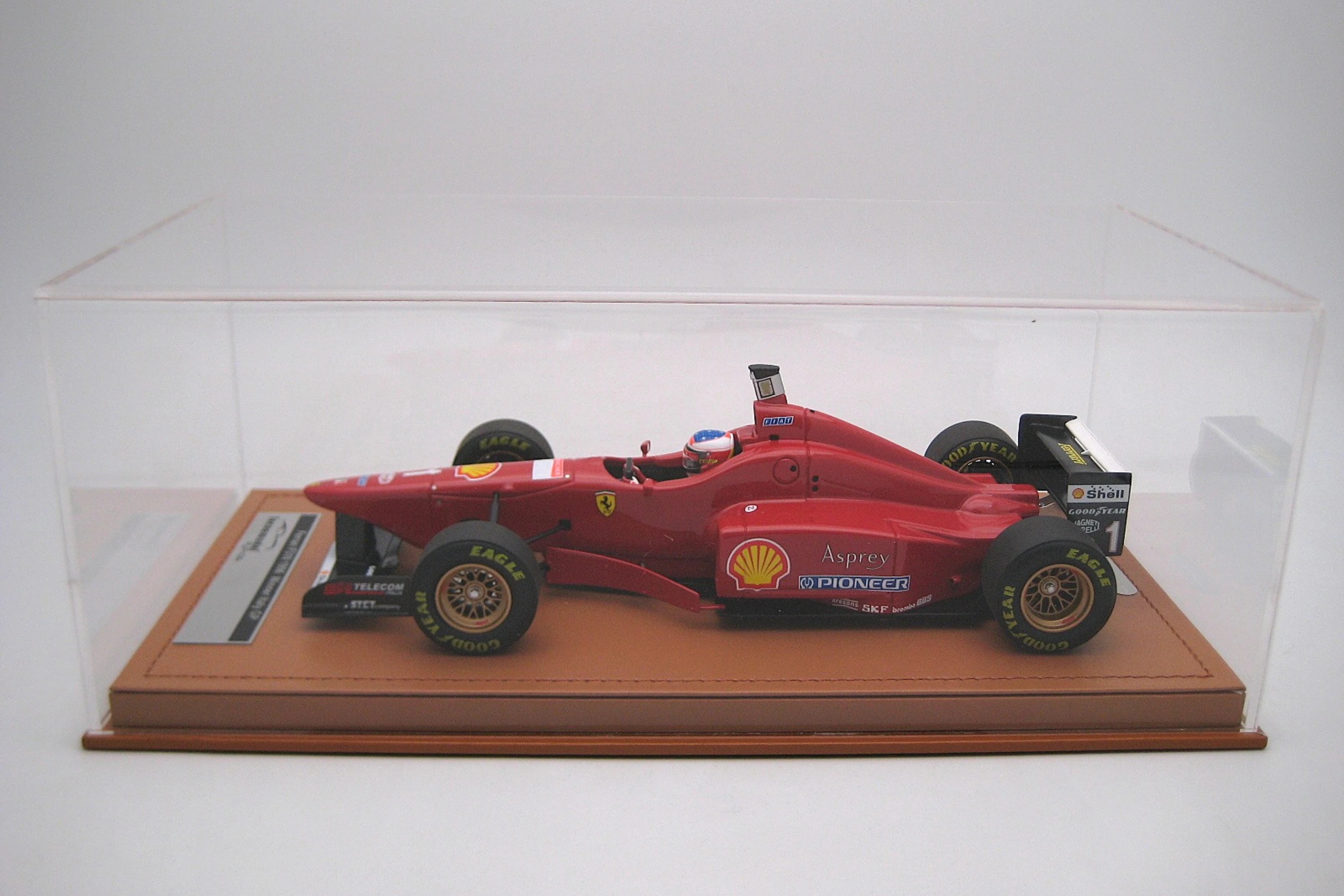 Tecnomodel 1:18 Ferrari F310 Michael Schumacher Winner Italian GP 1996 with Driver Figure (TMD18-332C) Limited Edition Resin Model 4 Tecnomodel 1:18 Ferrari F310 Michael Schumacher Winner Italian GP 1996 with Driver Figure (TMD18-332C) Limited Edition Resin Model - Image 4