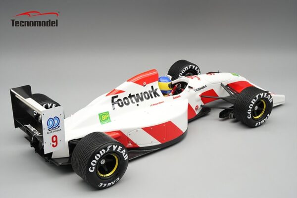 Tecnomodel - 1:18 Benetton B196 1996 Spanish GP Gerhard Berger No.4 Wet Tyres - Resin Model 3 Tecnomodel - 1:18 Benetton B196 1996 Spanish GP Gerhard Berger No.4 Wet Tyres - Resin Model