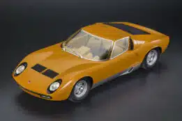 Top Marques - 1:12 Lamborghini Miura P400 SV 1971 Arancio Orange