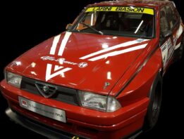 Top Marques 1:18 Alfa Romeo 75 Turbo Evo IMSA #3 Cerrato, Francia, Cerri Победитель Джиро Д'Италия 1989 (TOP145B)