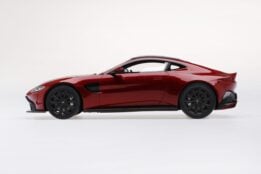 TS0184 Aston Martin V8 Vantage new red 1:18 scale resin model car