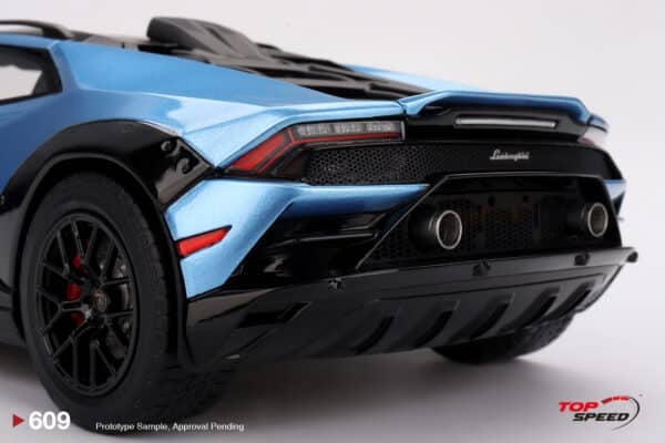 Top Speed - 1:18 Lamborghini Hurcan Sterrato Blue Aegir - Resin Model