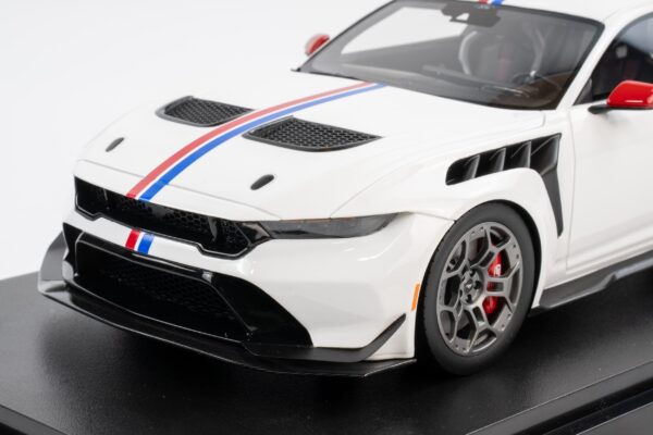 Top Speed - 1:18 Ford Mustang GTD Spirit of America White - Limited Edition Resin Model 10 Top Speed - 1:18 Ford Mustang GTD Spirit of America White - Limited Edition Resin Model