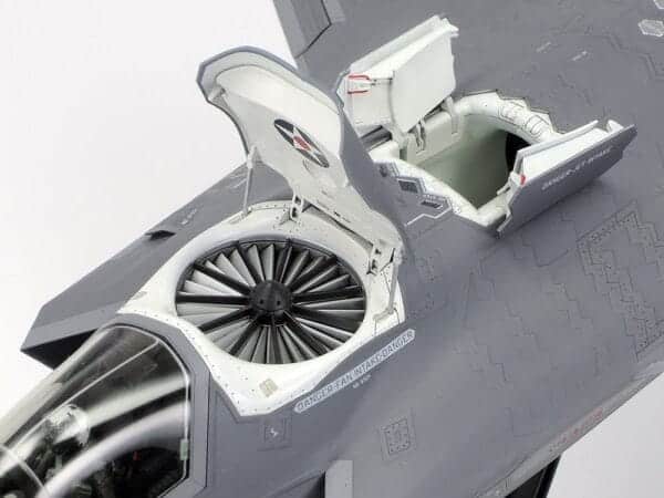 Tamiya 61125 Lockheed F35B Lightning II Model Kit Detail Images