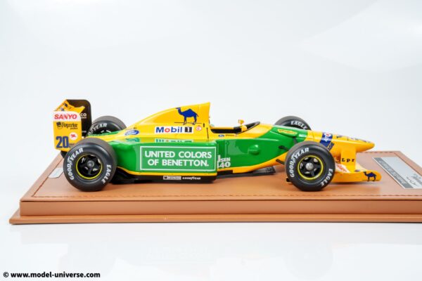 Tecnomodel - 1:18 Benetton B192 No.20 Martin Brundle British GP 1992 - Limited Edition Resin Model with Display Case 16 Tecnomodel - 1:18 Benetton B192 No.20 Martin Brundle British GP 1992 - Limited Edition Resin Model with Display Case